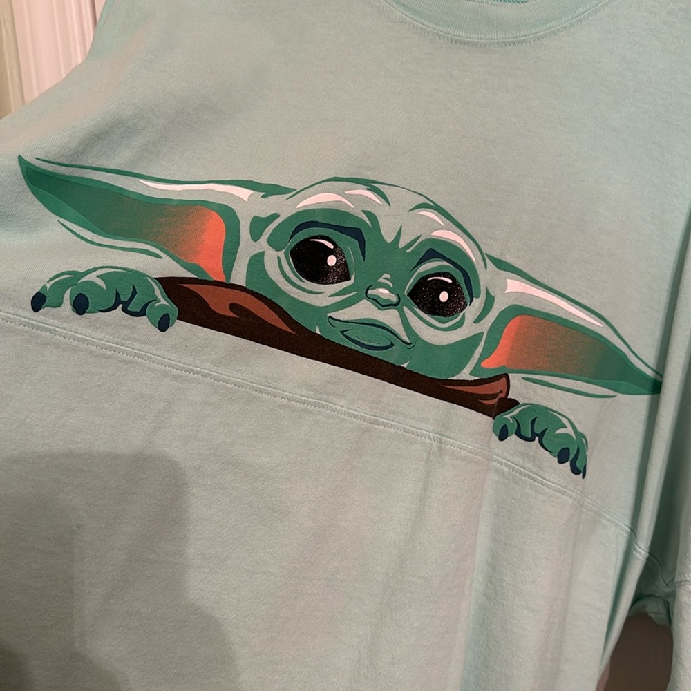 Pre owned Disney Star Wars Spirit Jersey The Mandalorian Grogu Adult L Green